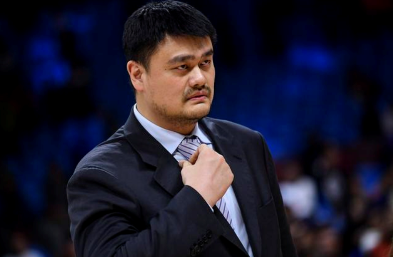 cba罚100万是为什么（CBA连开一百万罚单！隐藏着3大问题 姚明让CBA进步了吗？）