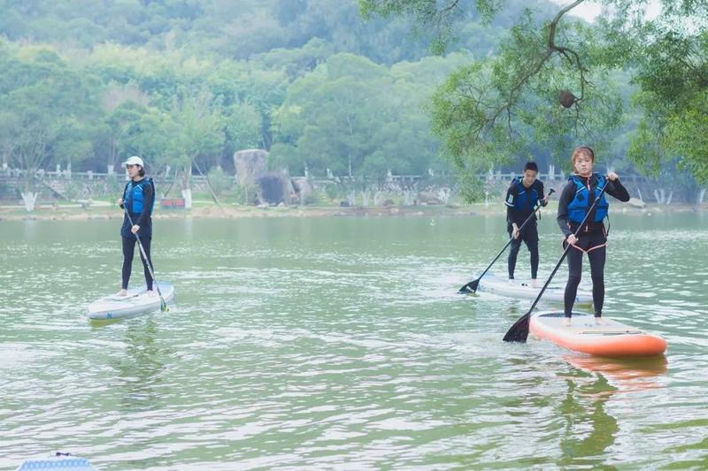 清华“新生越野拉练20公里”！众多大学体育不及格，难毕业！