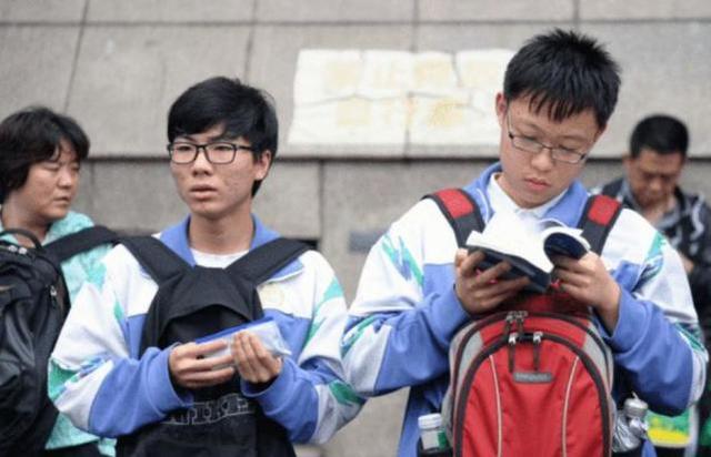 高一高二混日子，高三努力一年能上本科吗？听听老师怎么说