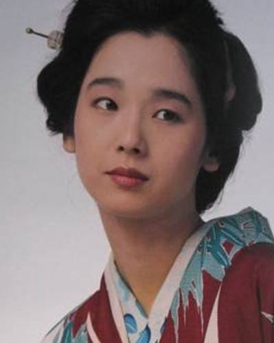 戏里戏外都备受鼓舞的田中裕子将阿信的善良,坚韧,勇敢拿捏的恰到好处