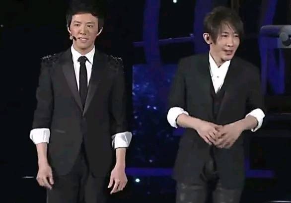 刘谦说错什么话(7年前王力宏冲到春晚后台,扇刘谦耳光,原因到底是什么