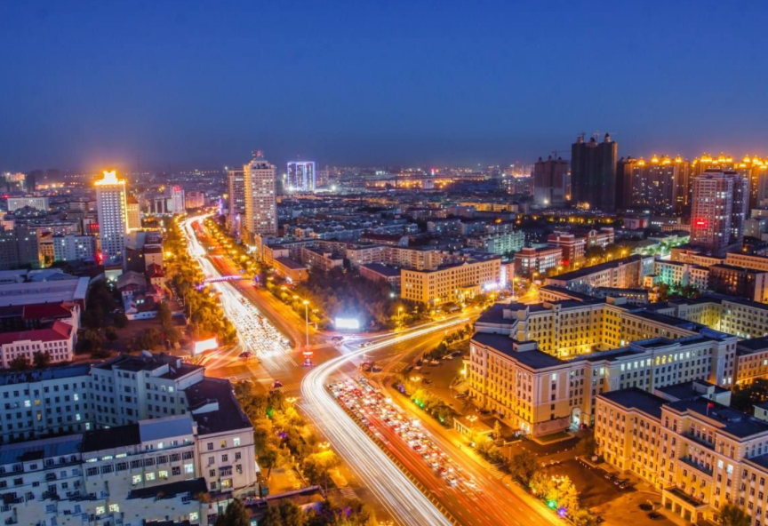 哈军工开学在即，小警察直接拦下陈赓专车，随后哈尔滨展开严打