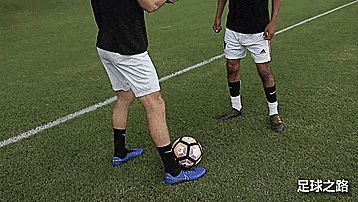 足球初学者应该训练什么内容(基本功：10个最佳步法训练)