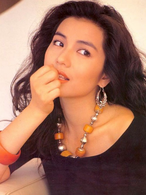 情史干净的10位女星，各有各的浪漫，有人已与丈夫相爱38年
