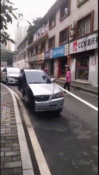 “假如你被关进精神病院，请用一句话证明自己不是”！神评太逗了