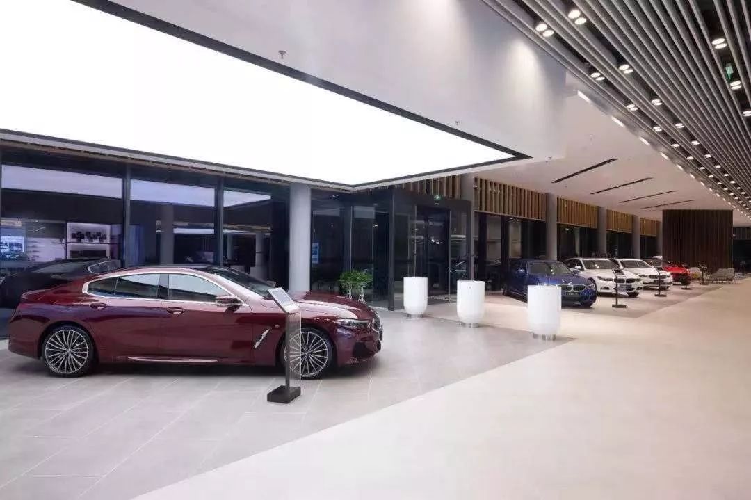 错!宝马全国最新最漂亮的领创展厅已开业