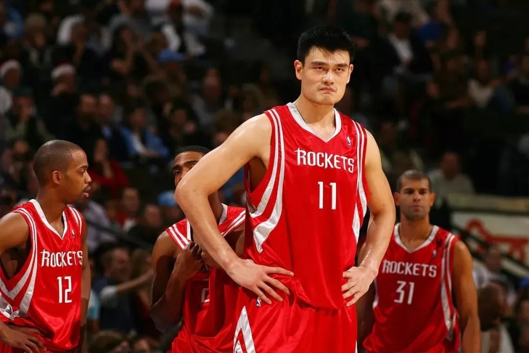 最强nba为什么是旧版本(是什么让一款篮球游戏有着长达十余年的生命力？)