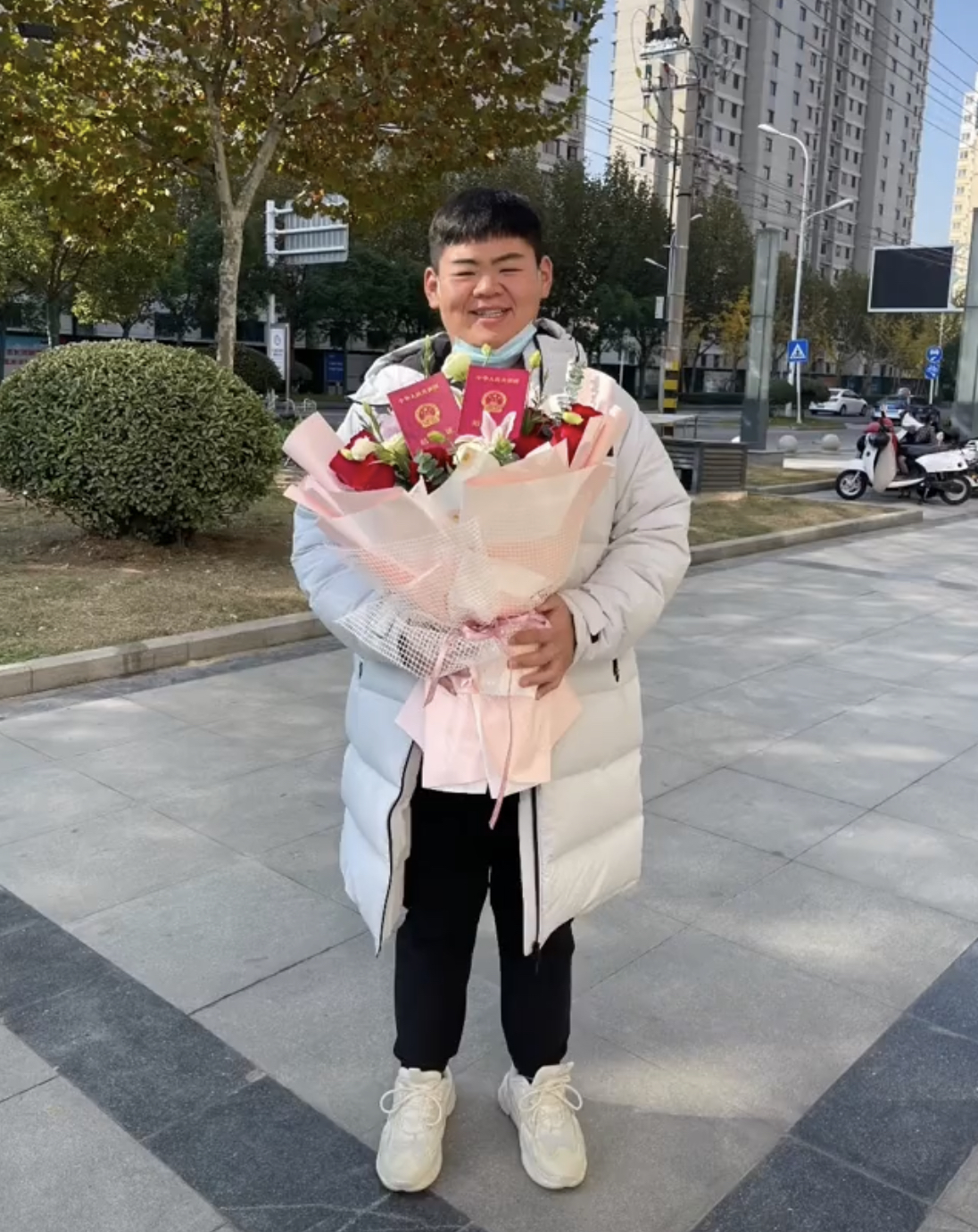 23岁网红官宣结婚！为高颜值老婆减重458斤，曾被誉为山东第一胖