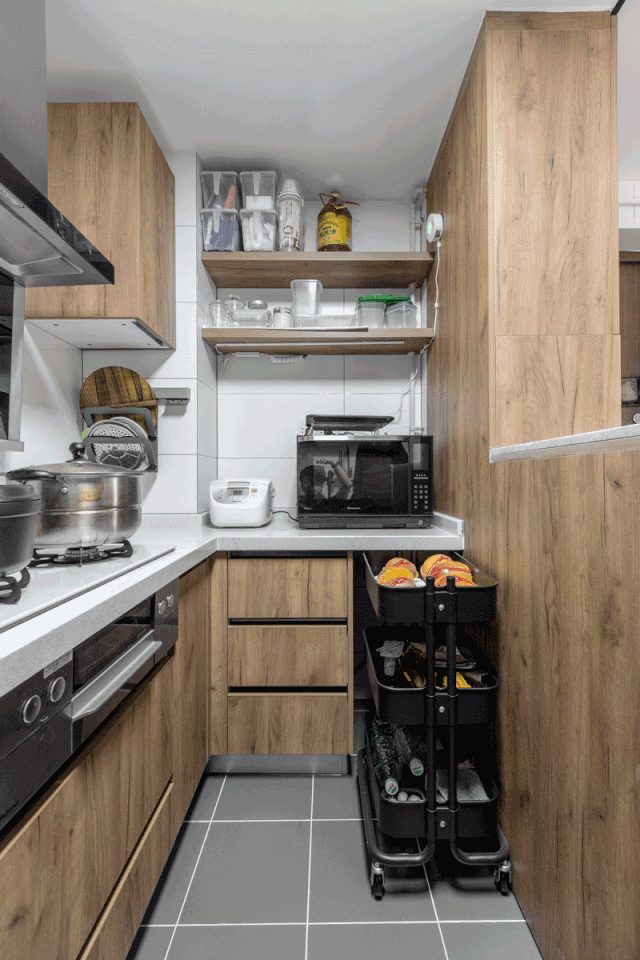 厨房定制橱柜千万别做满！现在流行“空一格”，美观又实用