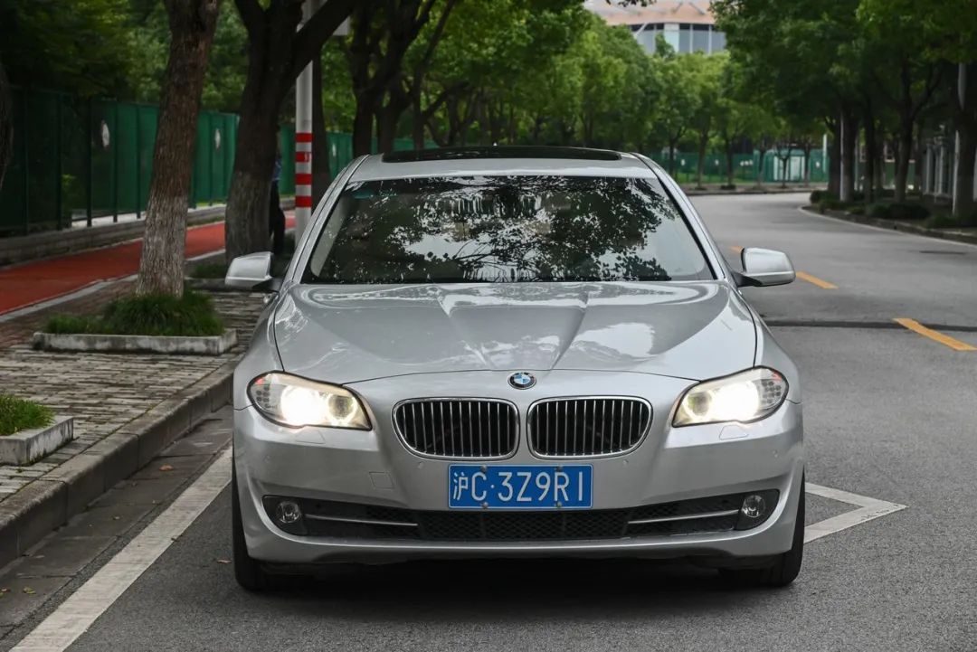 6缸自吸经典5系，年均一万低里程——宝马 528Li
