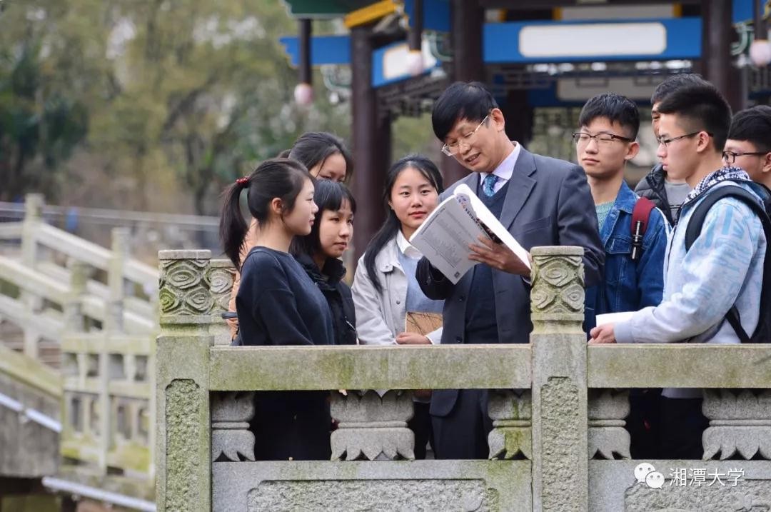 院士担任班主任，保送清北，进入美国常春藤名校！湖南这个学霸班“太硬核”！