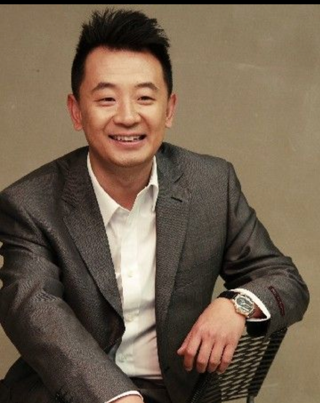 43岁黄海波混迹抖音,当年被人下套真相曝光,他到底得罪了谁