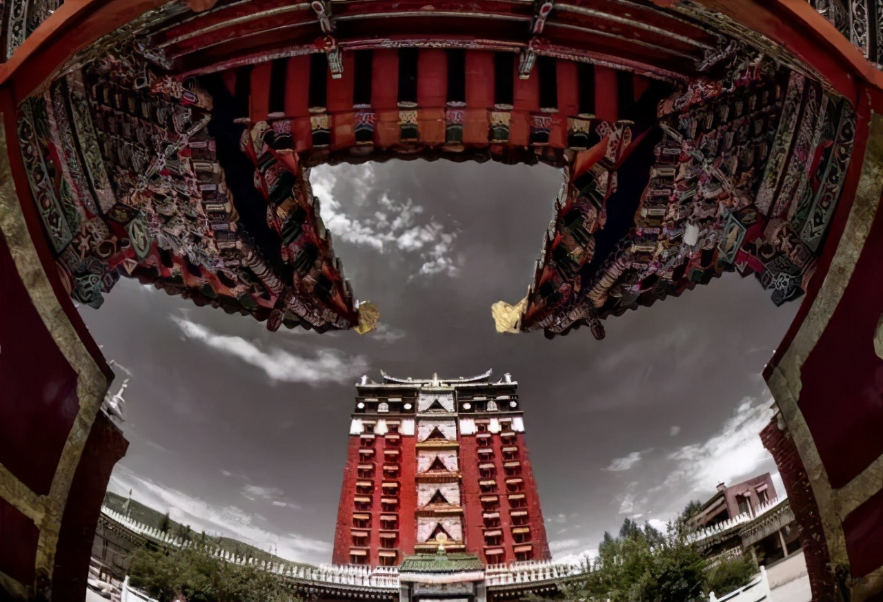 古建筑上的中国，气势磅礴、祥和宁静、诗意无穷