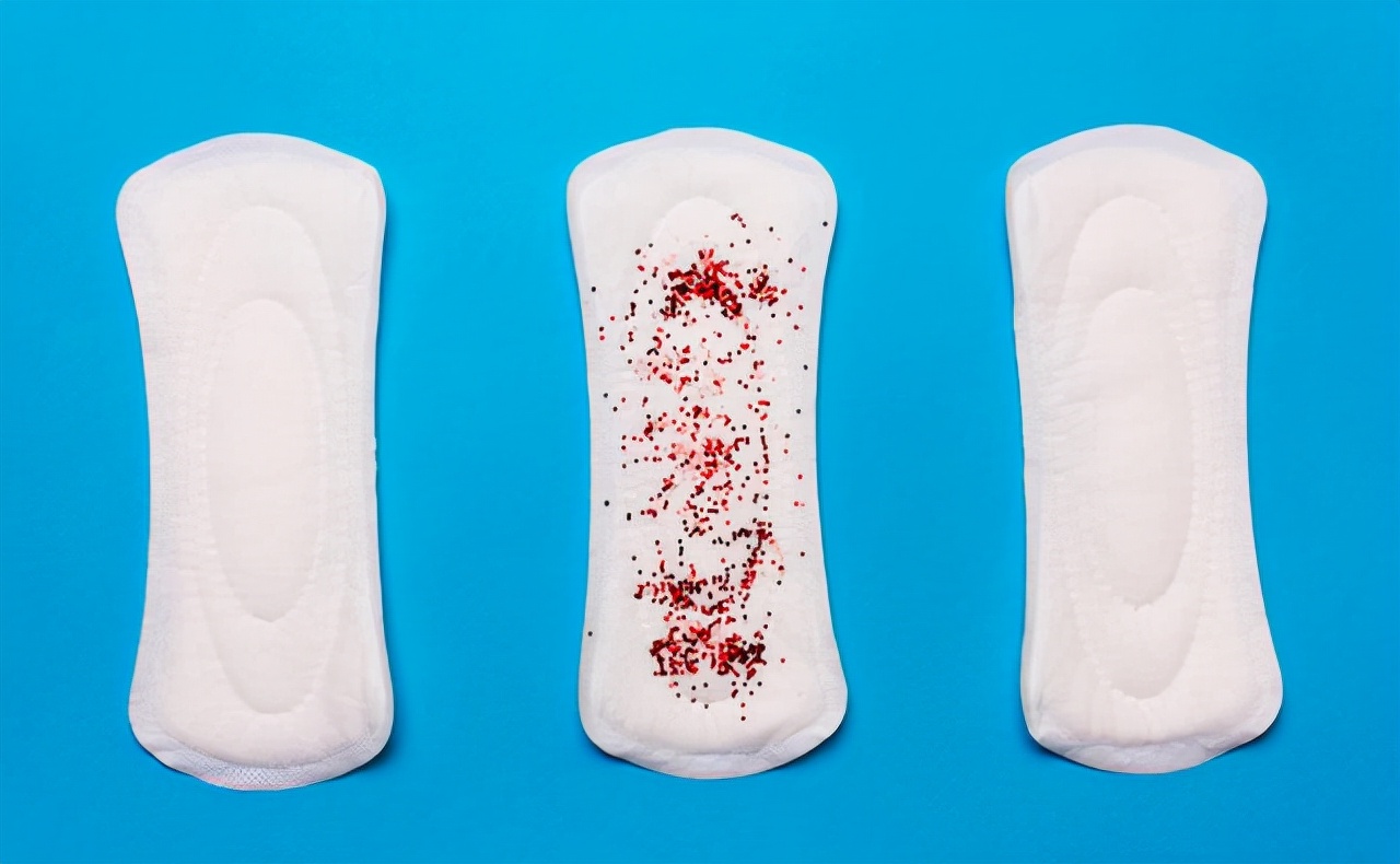 月经结束褐色的血是不是月经,月经结束2天又有褐色的血-友友