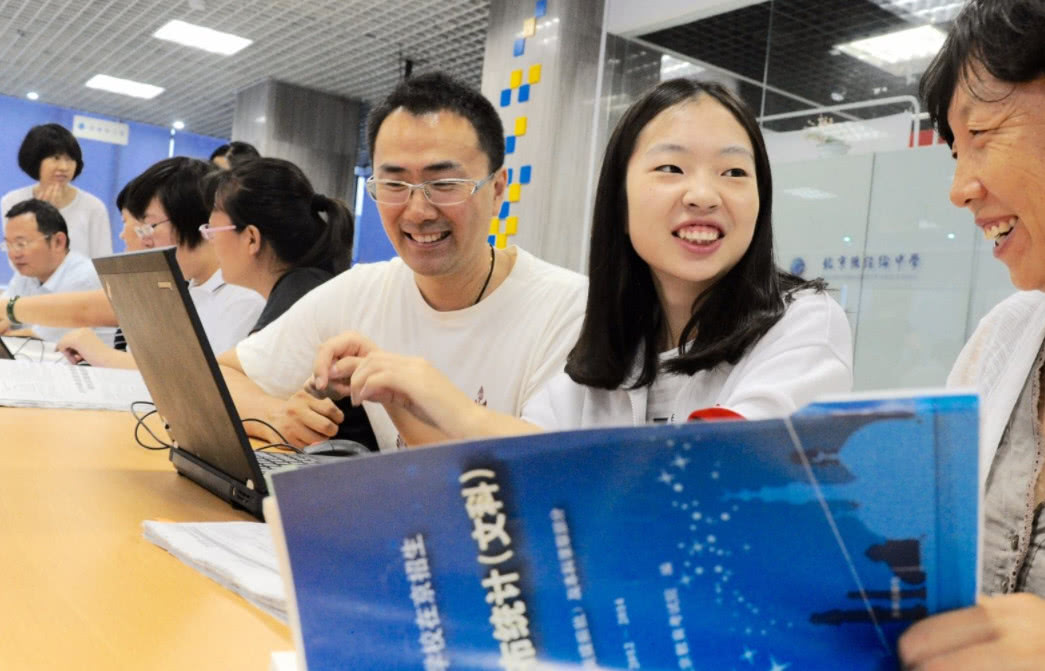 8地高考分数线已公布，内蒙古理科二本线最低，志愿填报拖不得