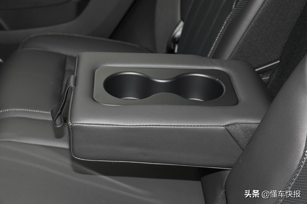 14万元可入手的48V轻混家用SUV，福特领界S智领轻混型解析