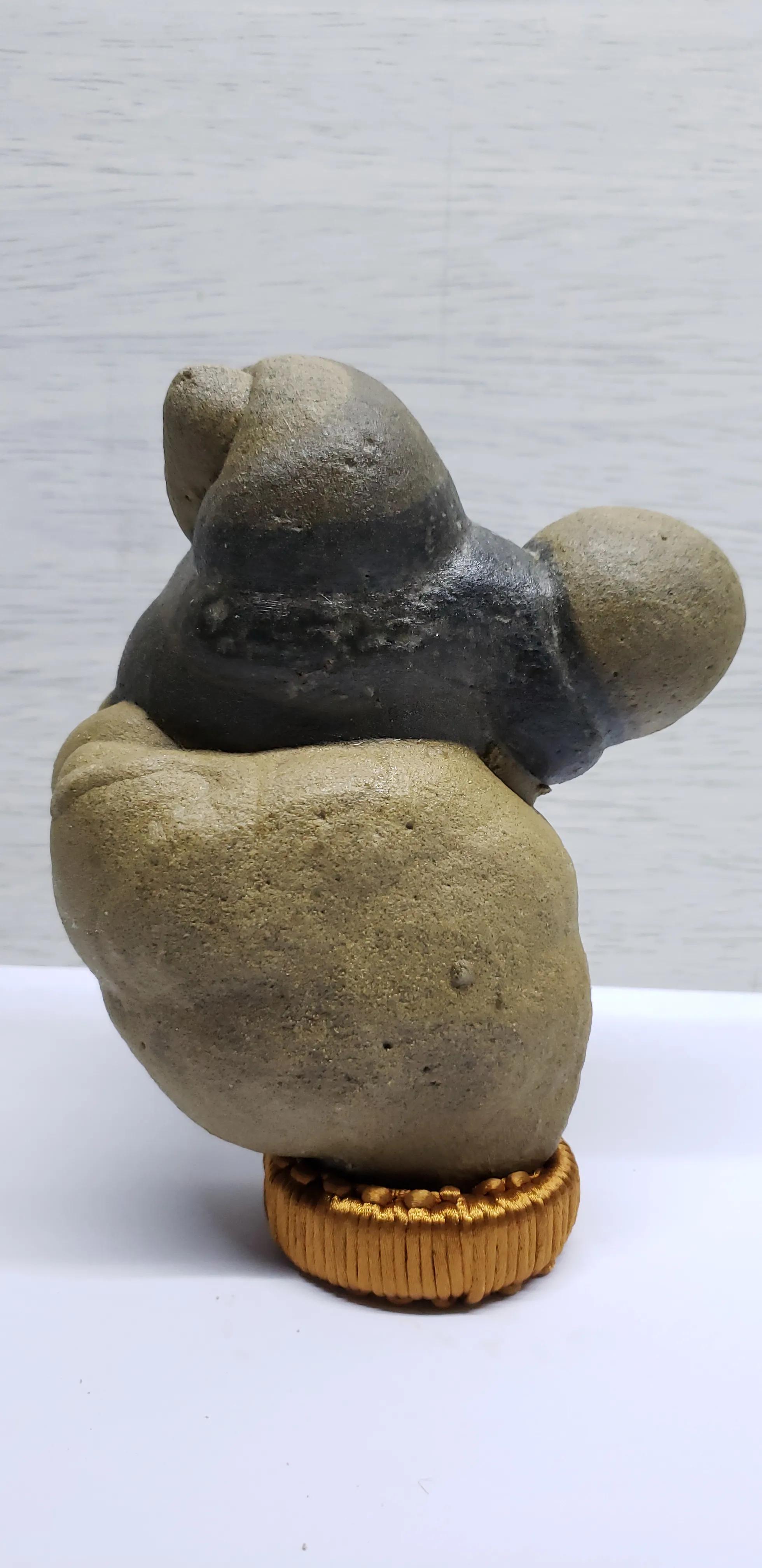 篮球场卡通(青海卡通石由来)