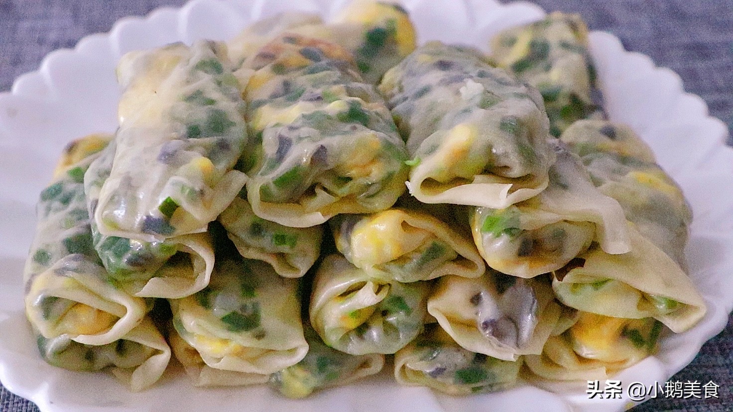 4个鸡蛋1把韭菜，教你早餐新吃法，简单快速营养，比韭菜盒子还香