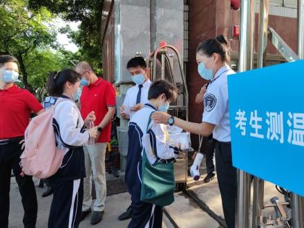 2020年高考语文作文盘点，江苏卷再遭吐槽，考生：看到题目就懵了