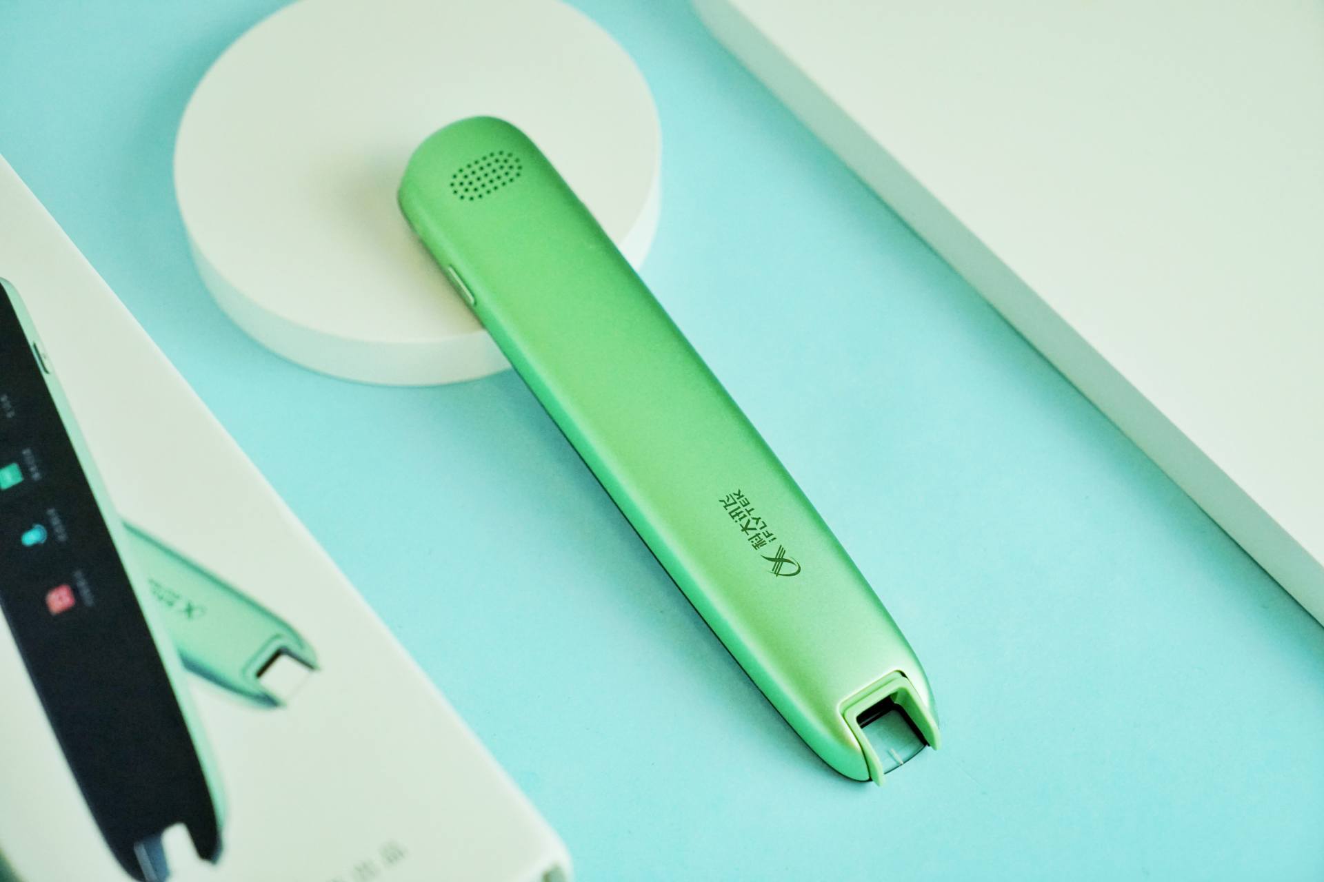 讯飞翻译笔S11评测：教你如何更简单地学习英语？