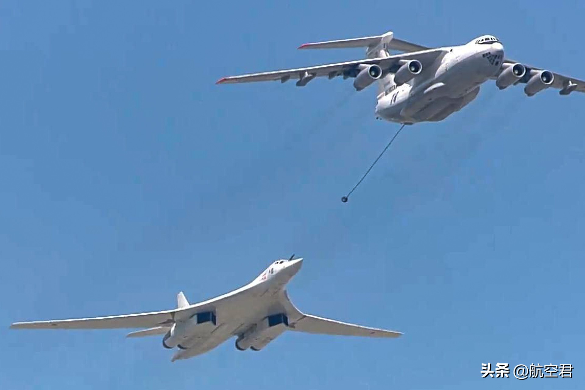 从俄罗斯胜利日阅兵空中分队装备，看中国与俄罗斯空中力量差异