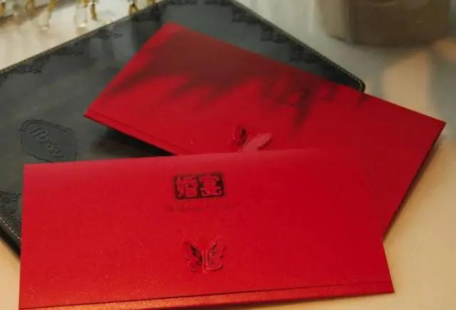不熟的同事结婚要随礼吗（同事结婚没随礼过后再随合适吗）