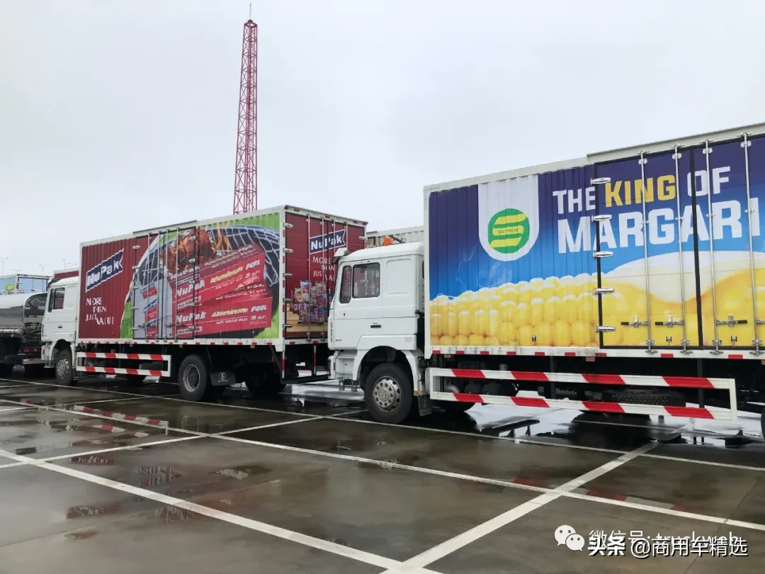 300马力4x2厢货还是轮减桥 出口牙买加的右舵陕汽德龙F3000重卡