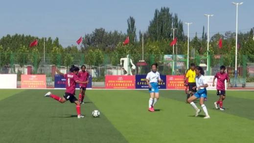 “奔跑吧·少年”新疆青少年足球锦标赛开幕
