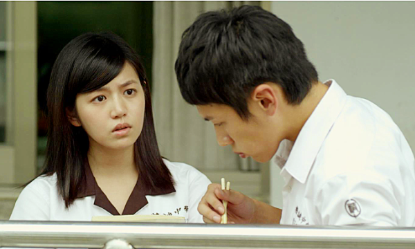 我本无意穿堂风(男生为什么一直对初恋念念不忘?