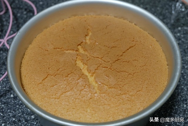 怎么做蛋糕（想吃蛋糕不用买自己在家做更容易）