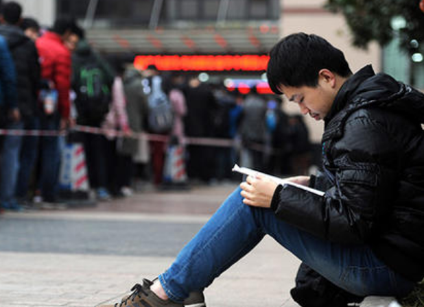 多所大学考研报名人数排名，川大人数最多，郑大的报名人数也很高