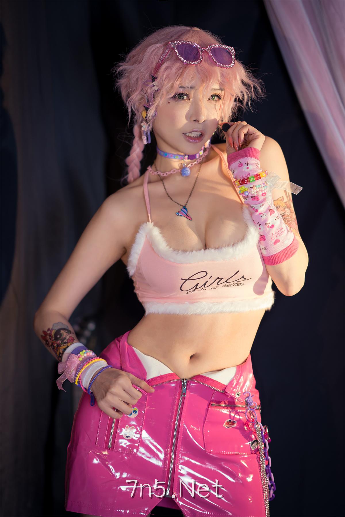 性感@秋和柯基 -  小偶像[38P1V-653MB]