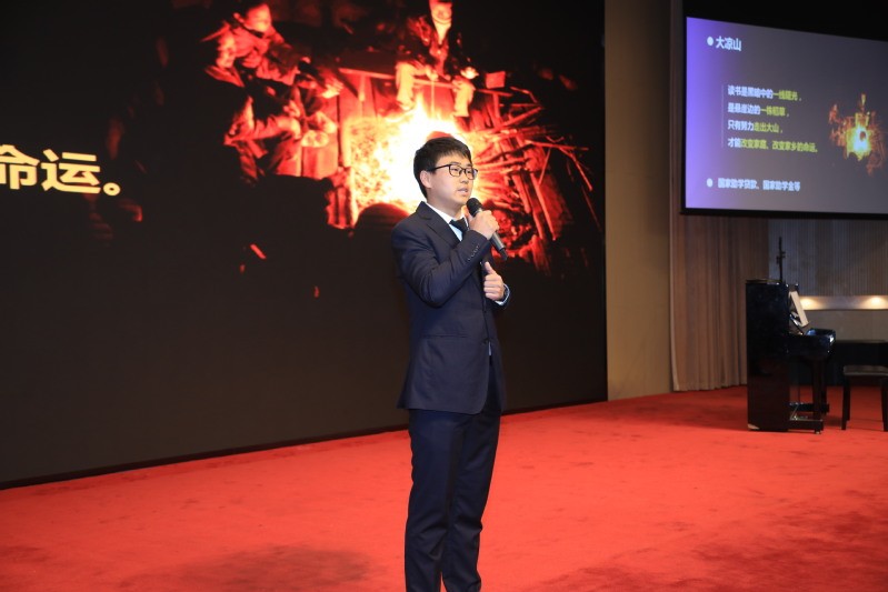 开创“第一”，在“抗新冠病毒”有重大发现！华东理工大学以