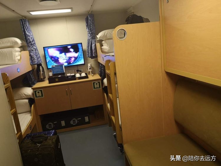 西沙~南海中的一片莲