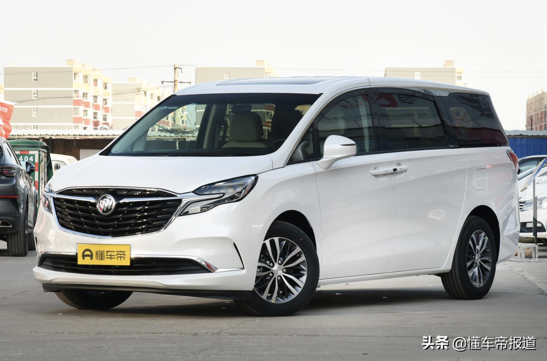 新车 | 广汽丰田赛那正式首发，年底上市，等它还是选别克GL8？