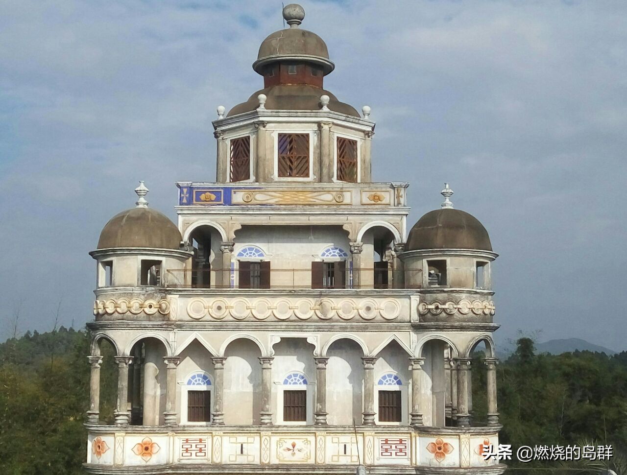 竖起来的中国院子——一座9层农民房的故事