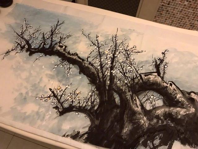 张馨予：一位被演艺耽误了的艺术家，她的国画比大师都专业