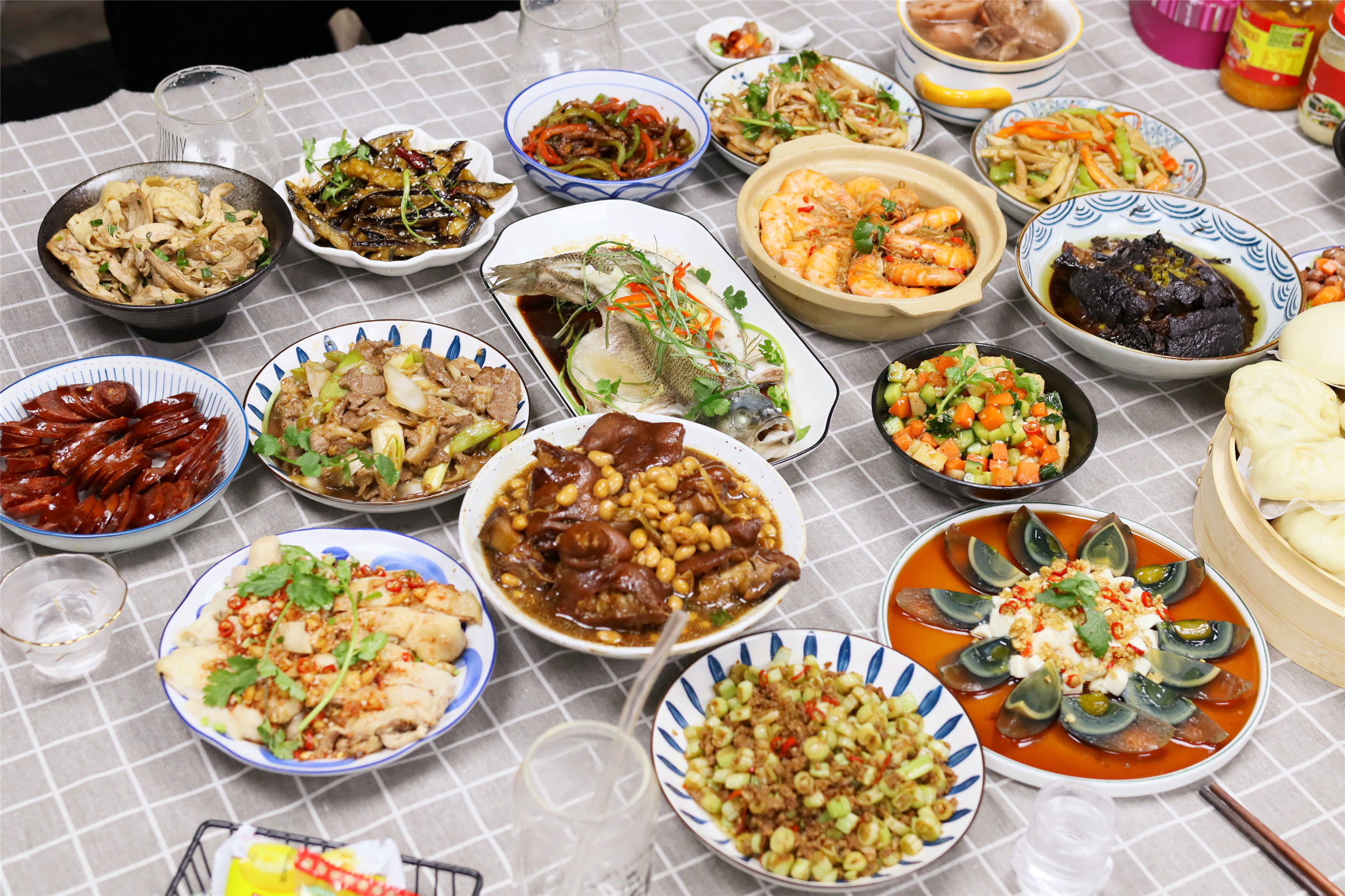 年夜饭吃什么 年夜饭吃什么菜寓意好-起航号