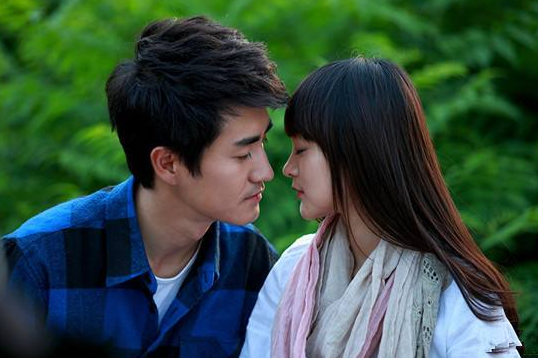 方茴和邝强那一段原文(方茴为什么跟邝强)_软猪手游网