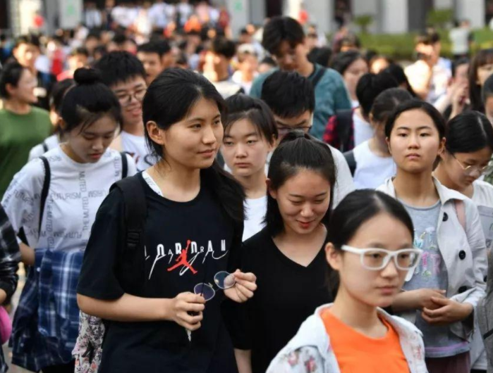 这4所高校非211大学，却拥有顶尖级专业，考上用人单位抢着要