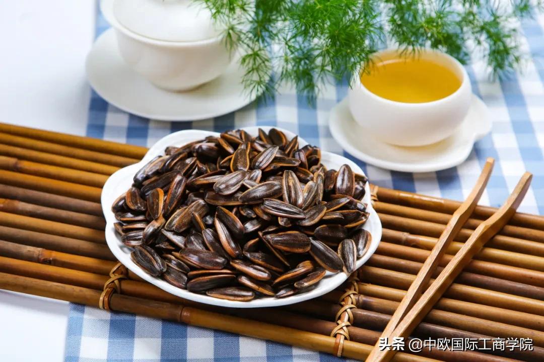 小小一粒瓜子，如何做成年营收超过48亿的生意？