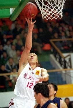 马健当年为什么打不了nba(马健：天赋异禀却成悲剧英雄，“半路出家”终寻无憾的人生)