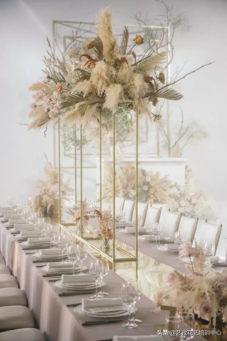 一边享受生活，一边贩卖幸福，带你全面了解花艺创业全能班