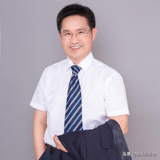 重庆2021富豪榜大洗牌，7人身价超百亿元，3张新面孔进入前十强