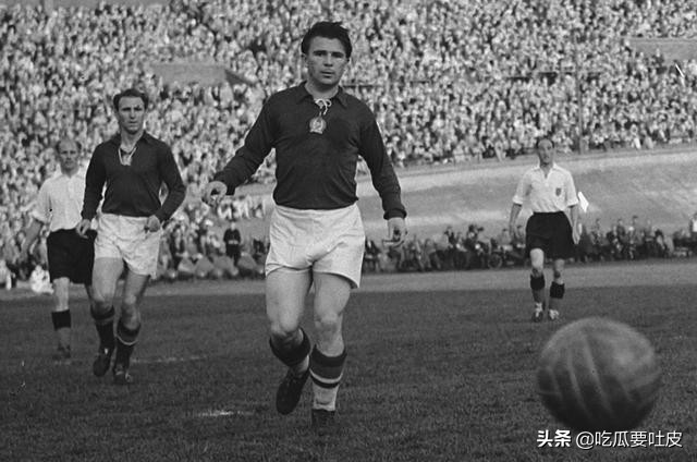 连续五届世界杯进入淘汰赛(世界杯小历史——1954年世界杯小组赛篇，恐怖的匈牙利)