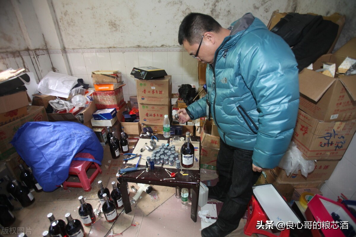 揭秘十大被高估的白酒品牌：品质与价格严重不符