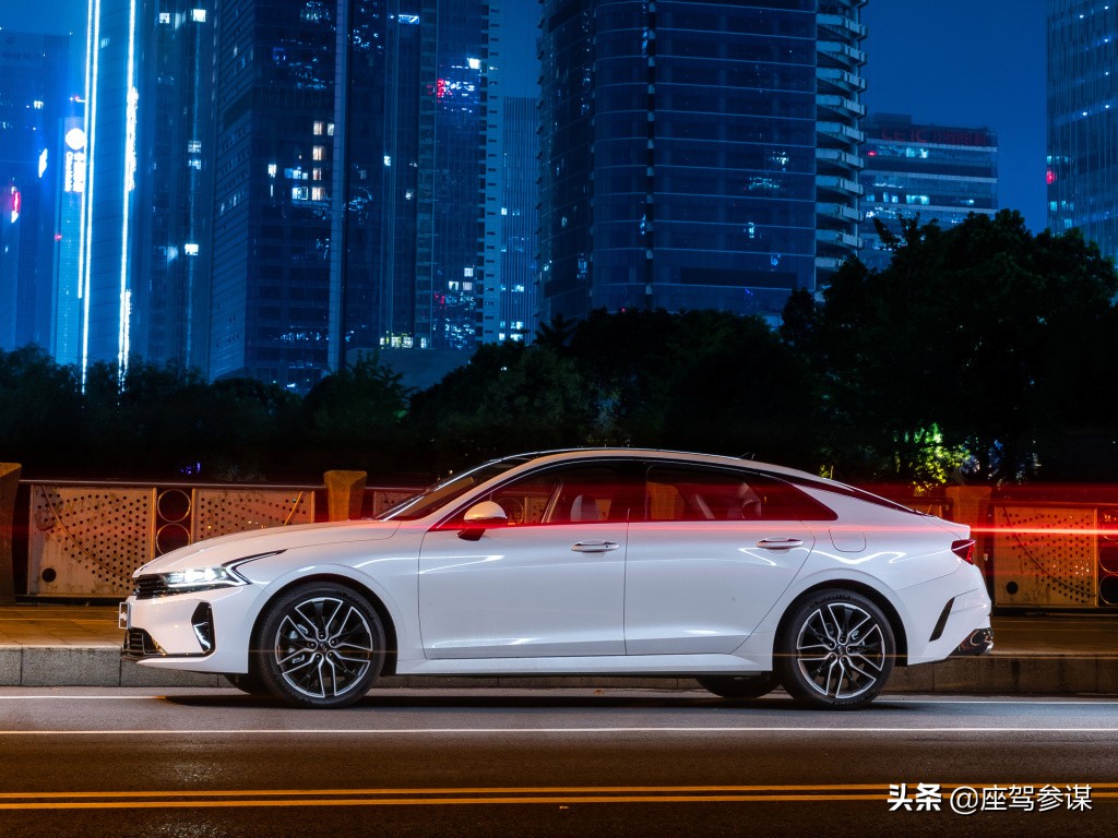 老司机速成宝典：开凯酷（K5）不怕“鬼探头”，安全配置拉满？