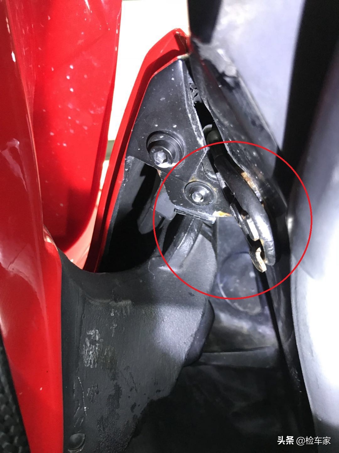 法拉利拉法赛车(新车2500万的法拉利LaFerrari，为何二手车却卖4000万？)