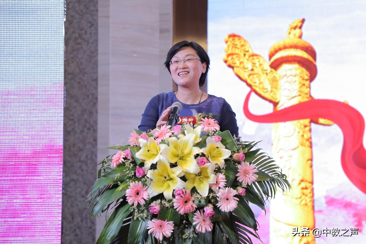 比心！萬合恒業(yè)捐資百萬援建5所青愛小屋開展青少年性教育