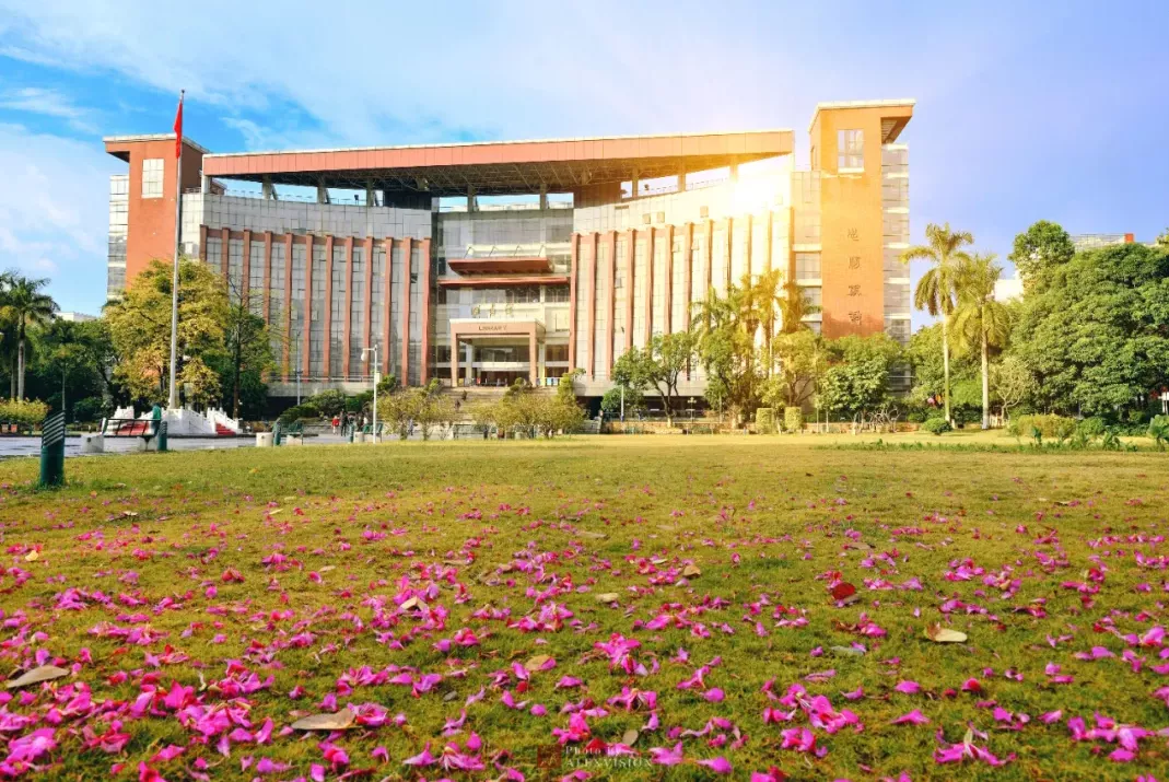 “华侨最高学府”，中国第一侨校！王牌专业很优秀